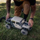 Axial SCX10 III Motobilt Waypoint Jeep JT Gladiator 1/10 RTR Crawler - Tan